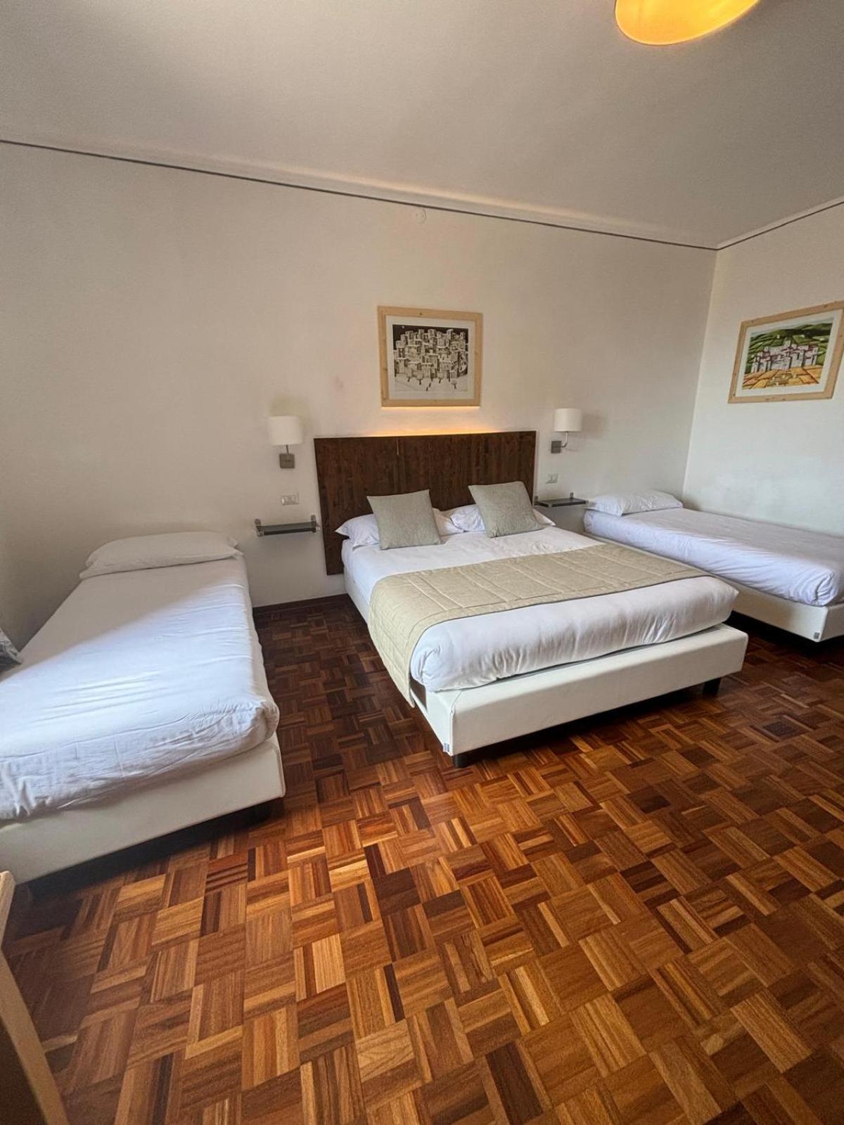 Hotel La Fortezza Ассизи Экстерьер фото